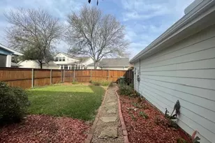 8525 Hudson St, North Richland Hills, TX 76180 - Photo 23