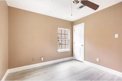 517 Thompson Street, Irving, TX 75061 - Photo 15