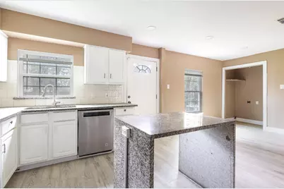 517 Thompson Street, Irving, TX 75061 - Photo 11