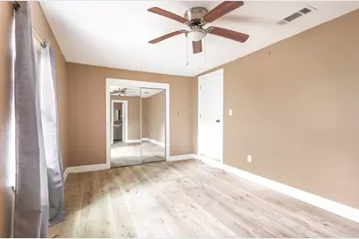 517 Thompson Street, Irving, TX 75061 - Photo 21