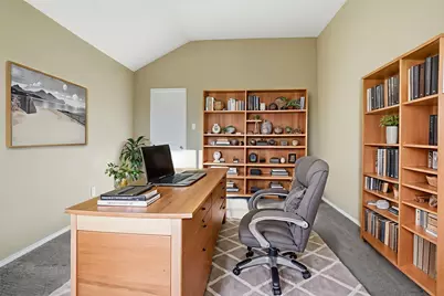 704 Rolling Hills Lane, DeSoto, TX 75115 - Photo 5