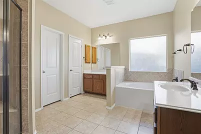 704 Rolling Hills Lane, DeSoto, TX 75115 - Photo 33