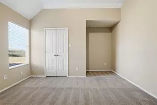 704 Rolling Hills Ln, DeSoto, TX 75115 - Photo 25