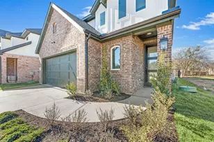 12267 Ross Calhoun Dr, Fort Worth, TX 76179 - Photo 5