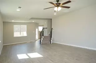 712 Prairie Creek Dr, Princeton, TX 75407 - Photo 3