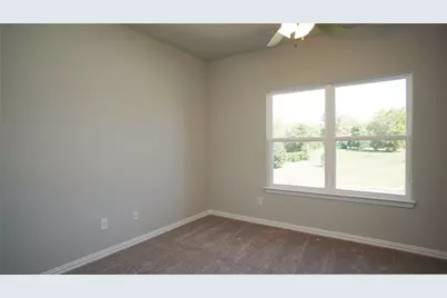 712 Prairie Creek Drive, Princeton, TX 75407 - Photo 15