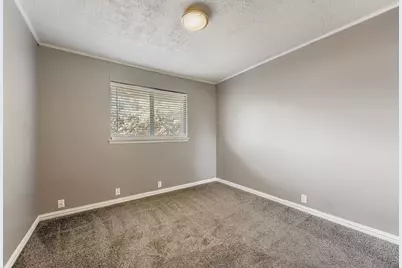 11907 Leisure Drive, Dallas, TX 75243 - Photo 15