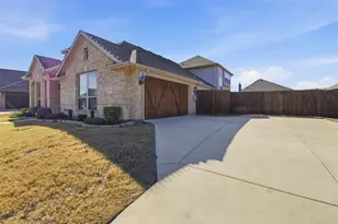 4602 Massey Mdws Wy, Midlothian, TX 76065 - Photo 3