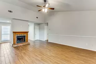 4137 Huckleberry Dr, Fort Worth, TX 76137 - Photo 7