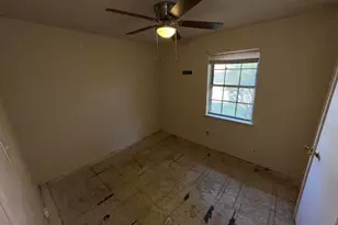 6415 Cinnamon Oaks Dr, Dallas, TX 75241 - Photo 5