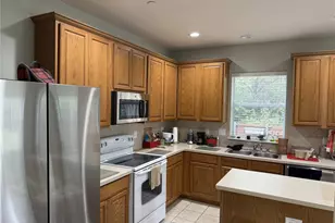 3225 Judge Holland Ln, Plano, TX 75025 - Photo 7