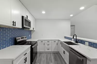 12816 Woodbend Court, Dallas, TX 75243 - Photo 13