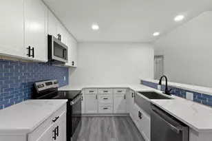 12816 Woodbend Ct, Dallas, TX 75243 - Photo 13