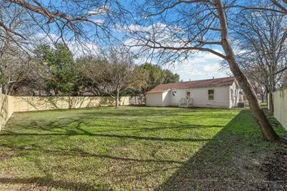 1104 W 10th Street, McGregor, TX 76657 - Photo 33