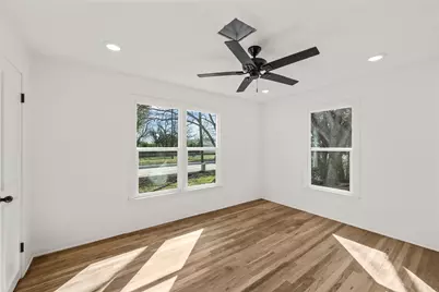 1104 W 10th Street, McGregor, TX 76657 - Photo 29