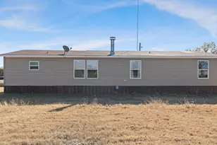 2722 Denver Rd, Sunset, TX 76270 - Photo 19