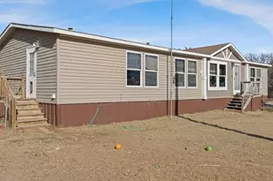 2722 Denver Rd, Sunset, TX 76270 - Photo 7