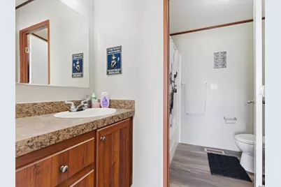 2722 Denver Road, Sunset, TX 76270 - Photo 17