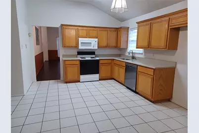 5707 Blue Meadow Trail, Arlington, TX 76017 - Photo 5