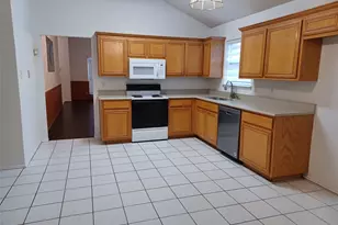 5707 Blue Meadow Trail, Arlington, TX 76017 - Photo 5