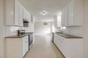 7325 Trimble Dr, Fort Worth, TX 76134 - Photo 11