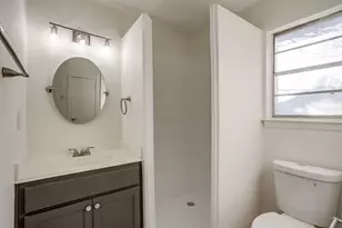 7325 Trimble Dr, Fort Worth, TX 76134 - Photo 21