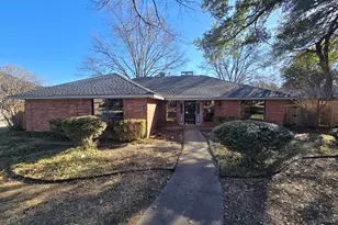 1202 Fawn Ridge Dr, Duncanville, TX 75137 - Photo 1