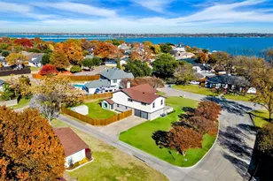 401 Point Royal Dr, Rowlett, TX 75087 - Photo 5