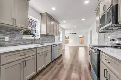 401 Point Royal Drive, Rowlett, TX 75087 - Photo 5