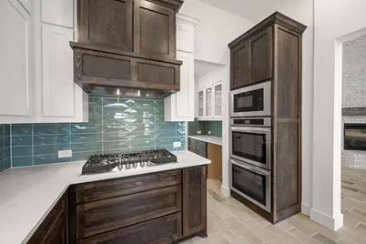 312 Lovett Lane, Burleson, TX 76028 - Photo 13