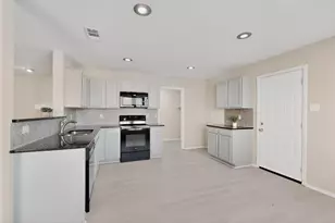 303 Laurel Ln, Fate, TX 75087 - Photo 13