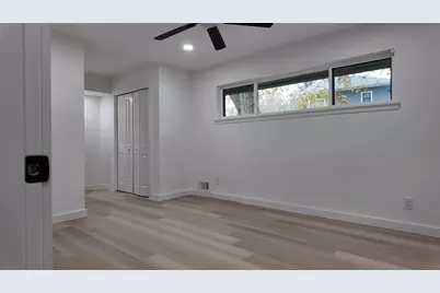 6858 Freemont Street, Dallas, TX 75231 - Photo 15