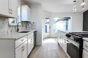 6858 Freemont St, Dallas, TX 75231 - Photo 5