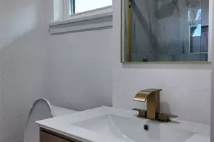 6858 Freemont St, Dallas, TX 75231 - Photo 19