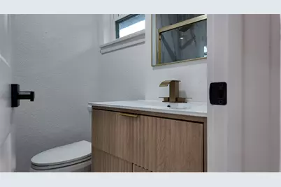 6858 Freemont Street, Dallas, TX 75231 - Photo 17