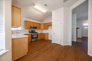 1309 McAnear Ct, Cleburne, TX 76033 - Photo 9