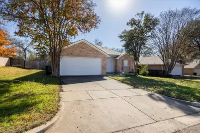 1309 McAnear Court, Cleburne, TX 76033 - Photo 3