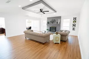 7210 Lakeshore Dr, Rowlett, TX 75089 - Photo 3