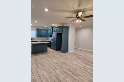 3704 Canyon Road, Granbury, TX 76049 - Photo 5