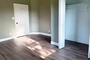 323 E Grand St, Whitewright, TX 75491 - Photo 13