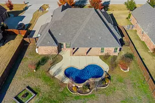 1317 Bluff Springs Dr, Fort Worth, TX 76052 - Photo 3