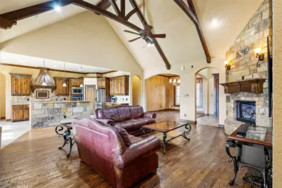 1317 Bluff Springs Drive, Fort Worth, TX 76052 - Photo 11