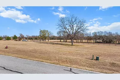 273 Toscana Circle, Gordonville, TX 76245 - Photo 1