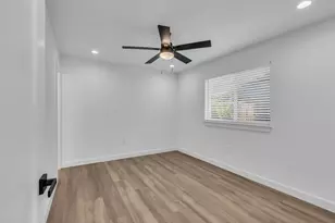 817 Northshore Dr, Garland, TX 75040 - Photo 17