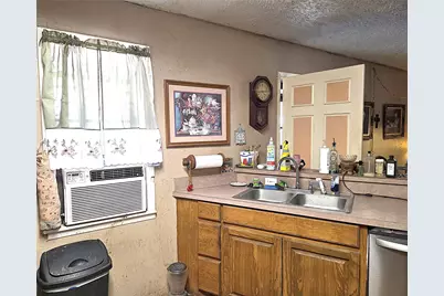 200 Hill Top Road, Glen Rose, TX 76043 - Photo 5