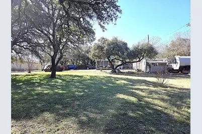 200 Hill Top Road, Glen Rose, TX 76043 - Photo 23