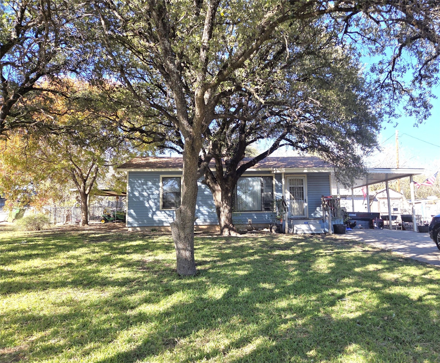 200 Hill Top Rd, Glen Rose, TX 76043 - MLS 21132197 - Coldwell Banker