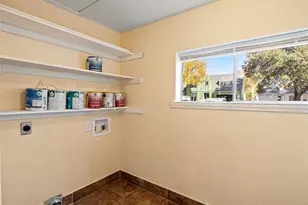 817 Edgefield Rd, Fort Worth, TX 76107 - Photo 13