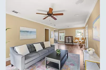 817 Edgefield Road, Fort Worth, TX 76107 - Photo 7