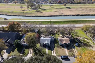 817 Edgefield Rd, Fort Worth, TX 76107 - Photo 5